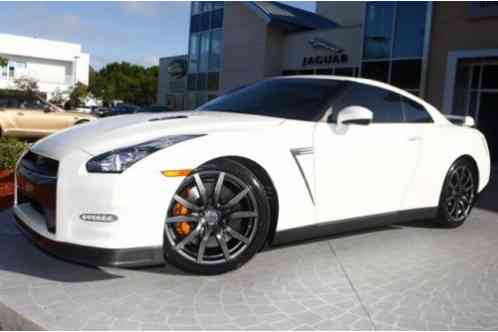 Nissan GT-R Premium (2014)