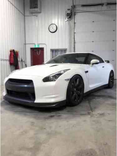 Nissan GT-R (2010)