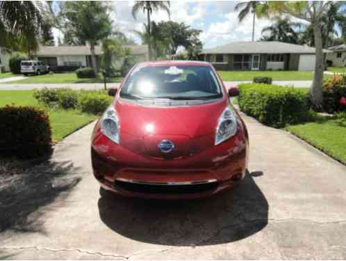 Nissan Leaf S WITH QUICK CHARGE (2013)