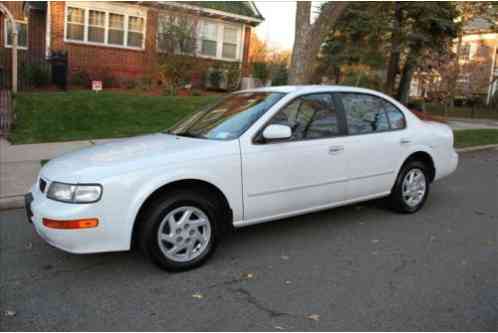 Nissan Maxima 70K Miles (1995)