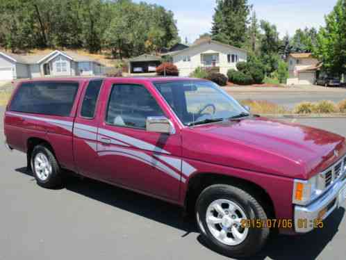 1996 Nissan Other Pickups SE