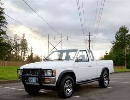 Nissan Other Pickups XE (1996)