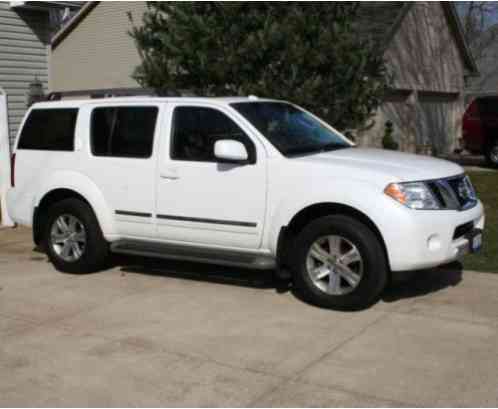 Nissan Pathfinder (2008)