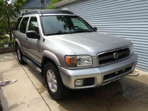 Nissan Pathfinder (2002)