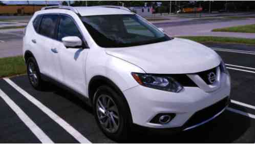 Nissan Rogue (2015)