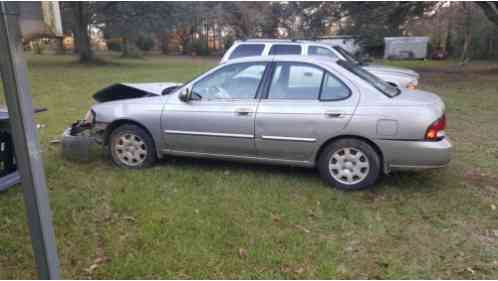 Nissan Sentra GXE (2000)