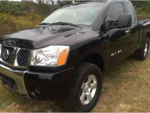 Nissan Titan Nissan Titan SE 4x4 (2007)