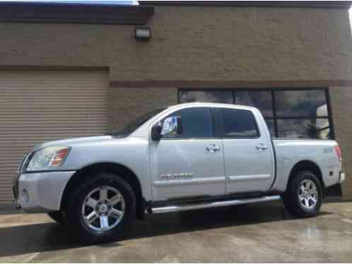 Nissan Titan Nissan Titan SE 4x4 (2007)