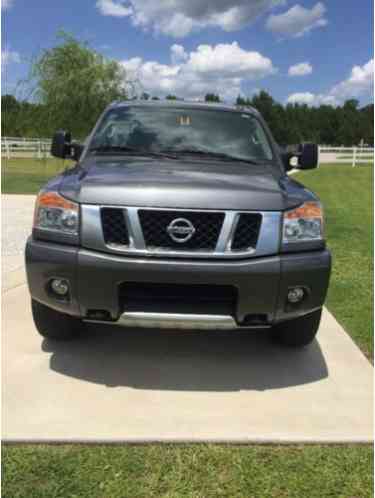 Nissan Titan (2014)