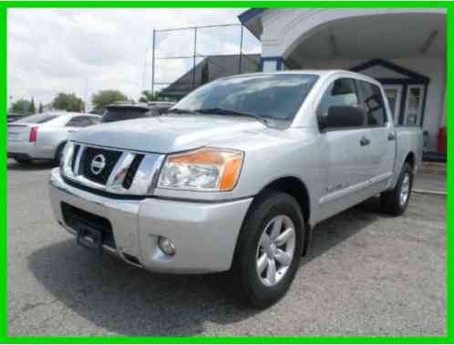 2011 Nissan Titan SV