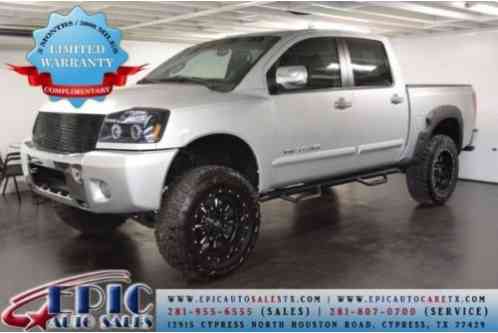 2012 Nissan Titan SV Crew Cab 2WD