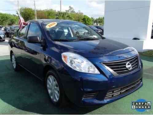 Nissan Versa 1. 6 S (2014)