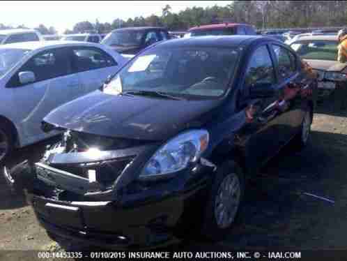 Nissan Versa (2013)