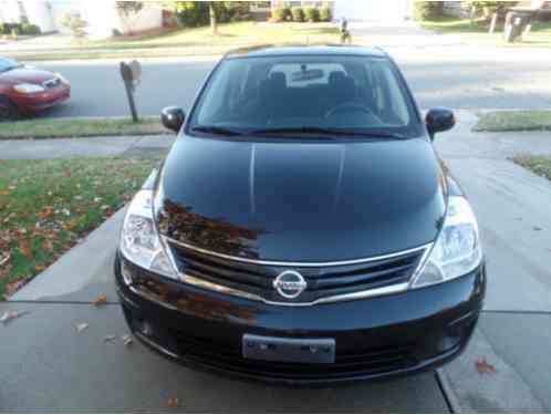 Nissan Versa (2012)