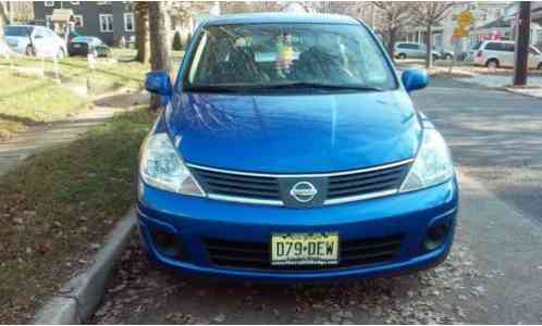 Nissan Versa (2009)