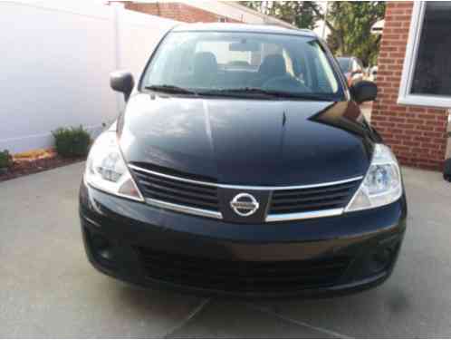 Nissan Versa (2009)