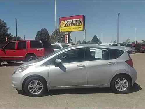 Nissan Versa S (2014)