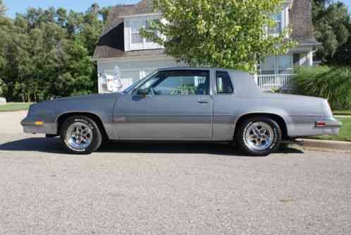 Oldsmobile 442 (1986)