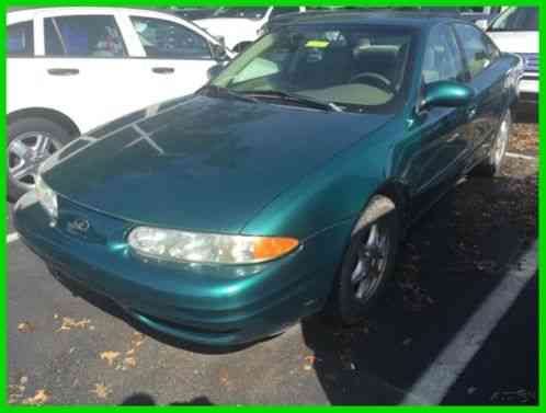 Oldsmobile Alero GL (1999)