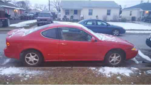 Oldsmobile Alero (2000)