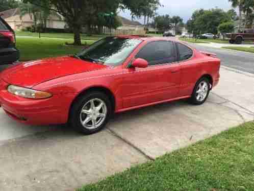 Oldsmobile Alero (1999)