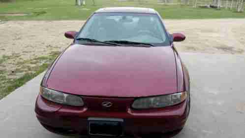 Oldsmobile Alero GLS Sedan (2002)