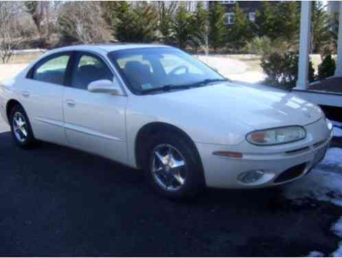 2002 Oldsmobile Aurora