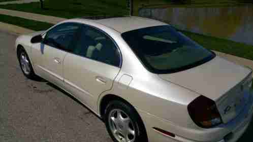 2003 Oldsmobile Aurora