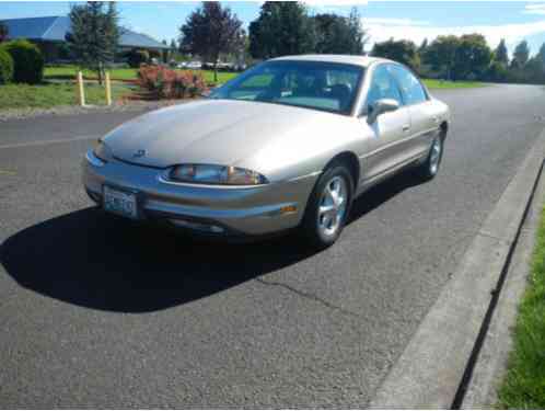 Oldsmobile Aurora Sports Sedan (1995)