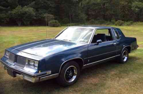 Oldsmobile Cutlass Calais (1982)