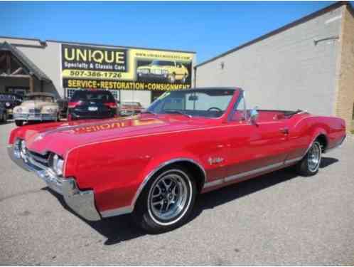 Oldsmobile Cutlass Convertible (1967)