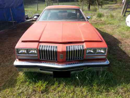 Oldsmobile Cutlass Cutlass S (1977)