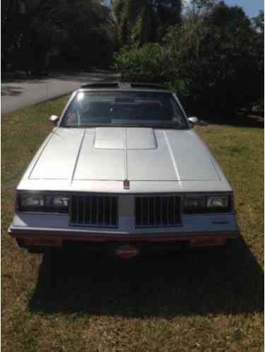 Oldsmobile Cutlass (1984)