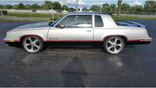 Oldsmobile Cutlass Hurst/Olds (1984)