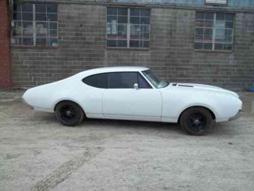 19680000 Oldsmobile Cutlass S