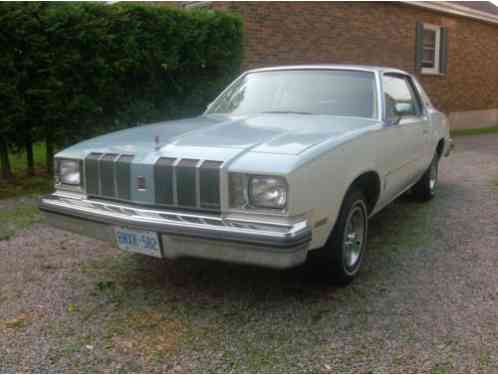 Oldsmobile: Cutlass Supreme