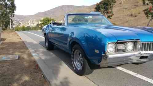 1968 Oldsmobile Cutlass Supreme Convertible