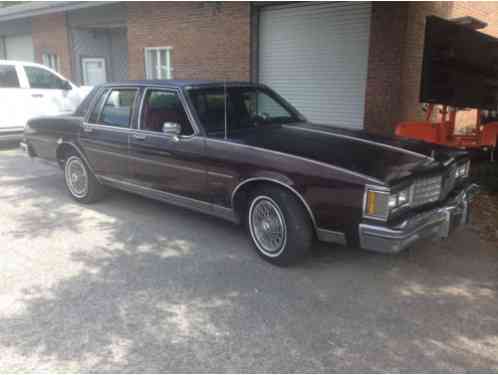 1985 Oldsmobile Delta 88 Royale Brougham