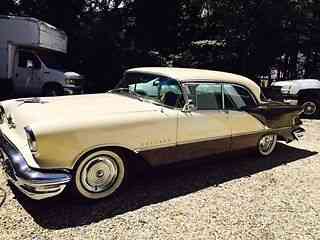 Oldsmobile Eighty-Eight Holiday 88 (1956)