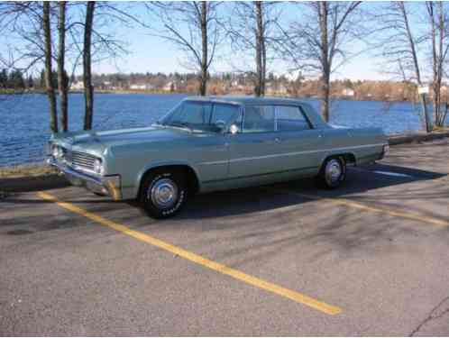 Oldsmobile Eighty-Eight Holiday (1963)