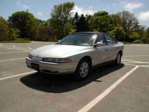 Oldsmobile Intrigue GL (2002)