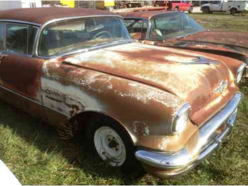 Oldsmobile Ninety-Eight 98 Holiday (1956)