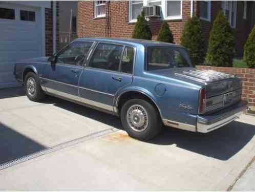 1988 Oldsmobile Ninety-Eight Regency