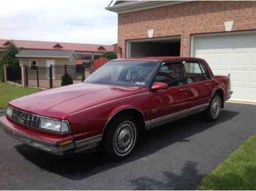 Oldsmobile Ninety-Eight (1990)