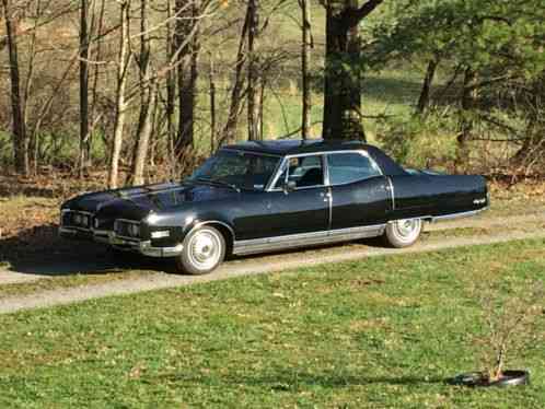 Oldsmobile Ninety-Eight (1967)