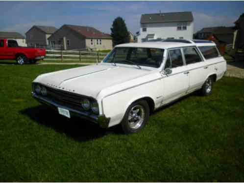 Oldsmobile Other vista cruiser (1964)