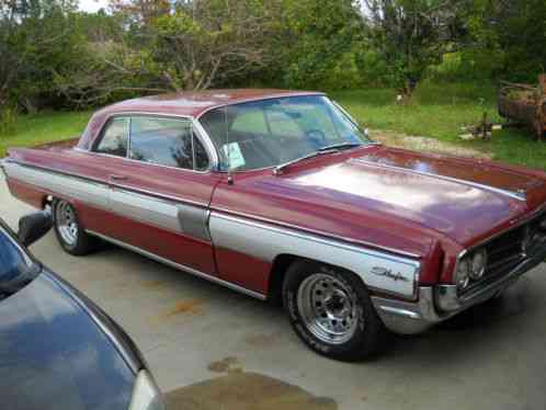 1962 Oldsmobile Starfire