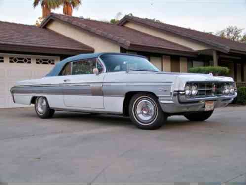 1962 Oldsmobile Starfire