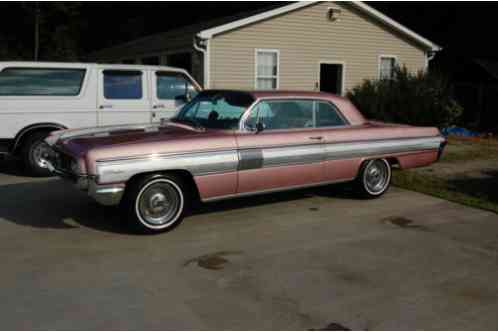 1962 Oldsmobile Starfire