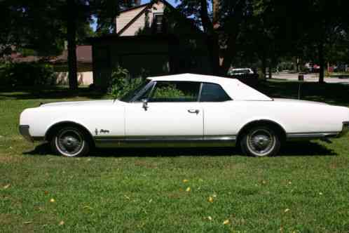 1965 Oldsmobile Starfire